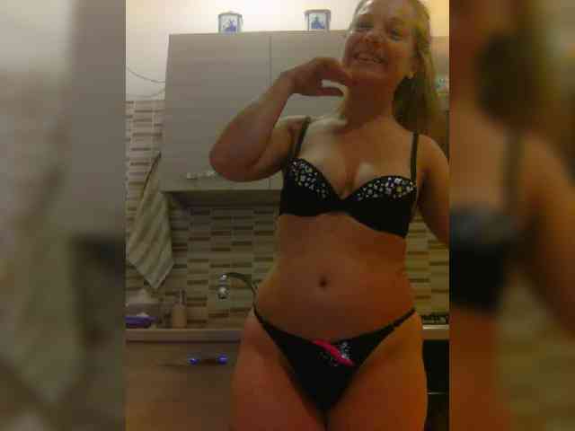 Dark-Angel-22 webcam