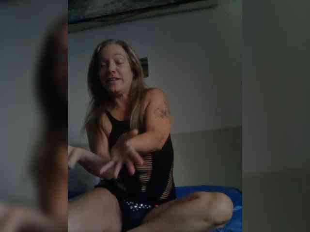 Dark-Angel-22 webcam