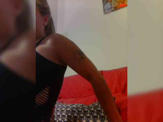 Dark-Angel-22 webcam