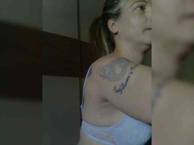 Dark-Angel-22 webcam
