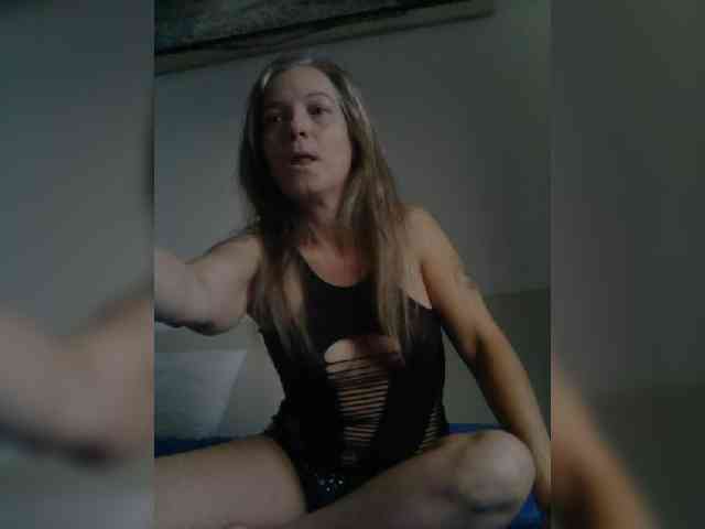 Dark-Angel-22 webcam