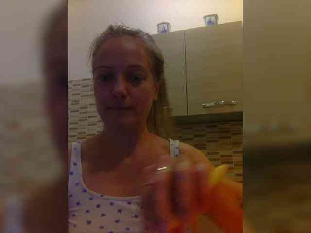 Dark-Angel-22 webcam