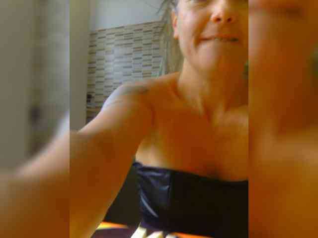 Dark-Angel-22 webcam