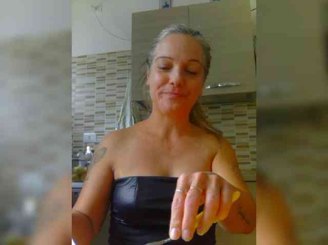 Dark-Angel-22 webcam