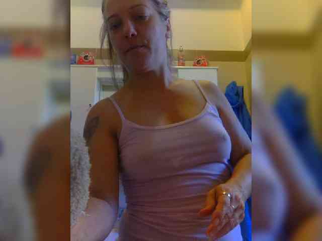 Dark-Angel-22 webcam