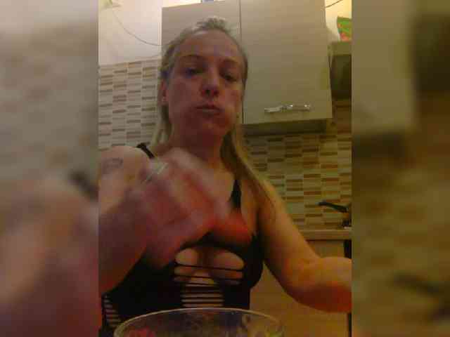 Dark-Angel-22 webcam