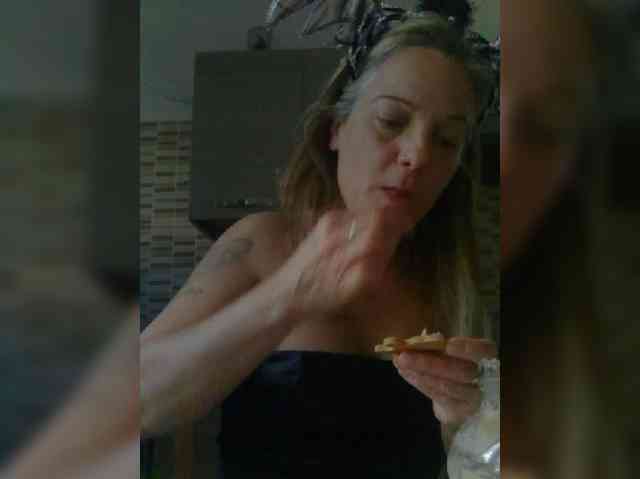 Dark-Angel-22 webcam