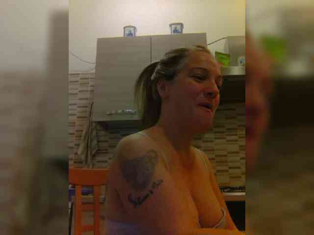 Dark-Angel-22 webcam