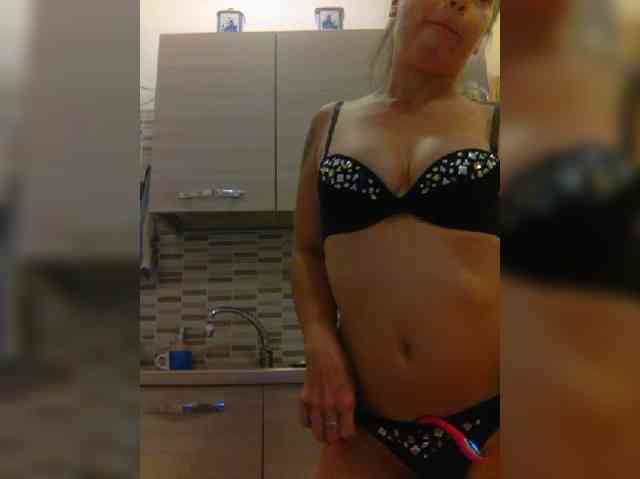 Dark-Angel-22 webcam