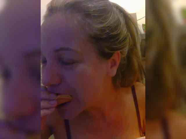 Dark-Angel-22 webcam