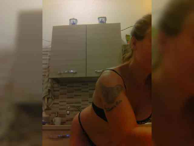 Dark-Angel-22 webcam
