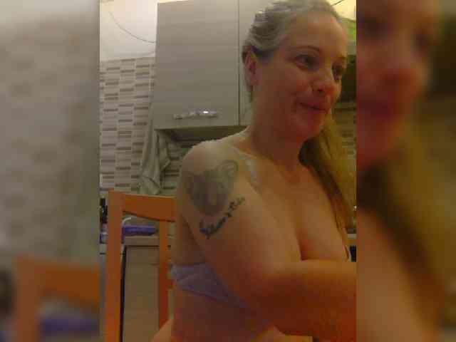 Dark-Angel-22 webcam
