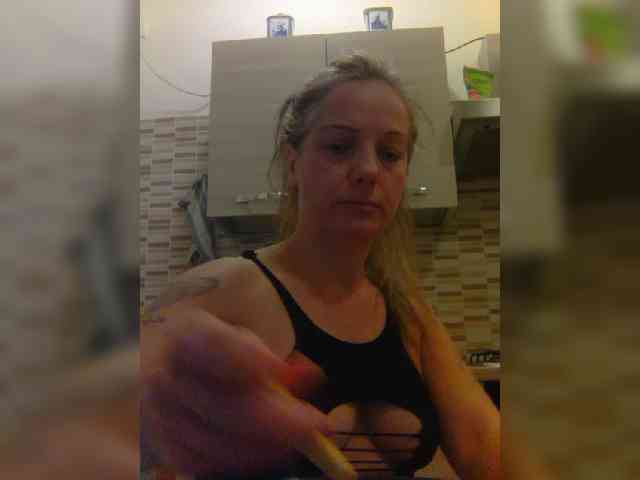 Dark-Angel-22 webcam