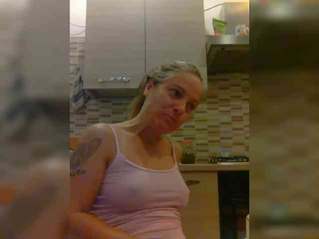 Dark-Angel-22 webcam