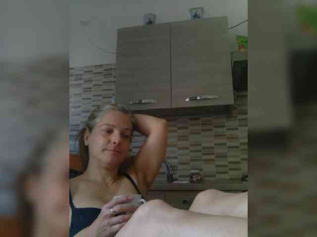 Dark-Angel-22 webcam