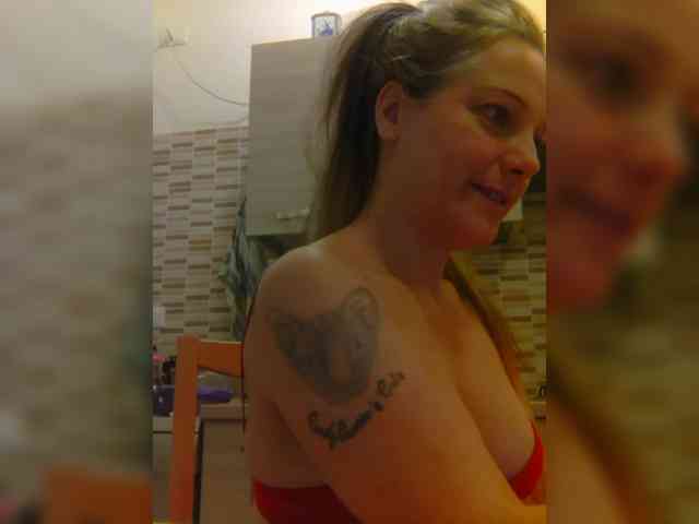 Dark-Angel-22 webcam