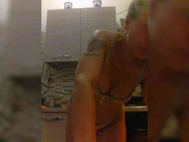 Dark-Angel-22 webcam