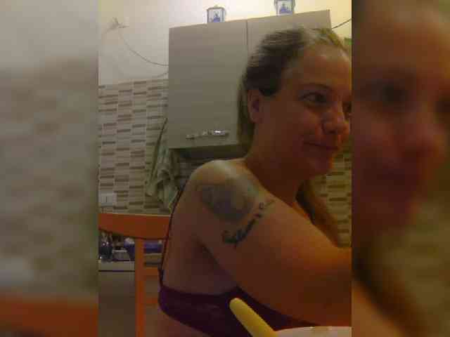 Dark-Angel-22 webcam