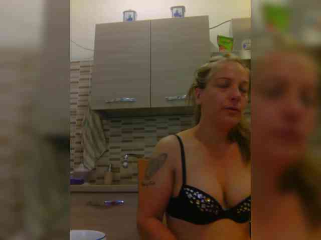 Dark-Angel-22 webcam