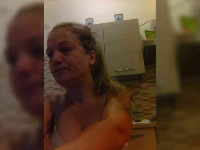 Dark-Angel-22 webcam