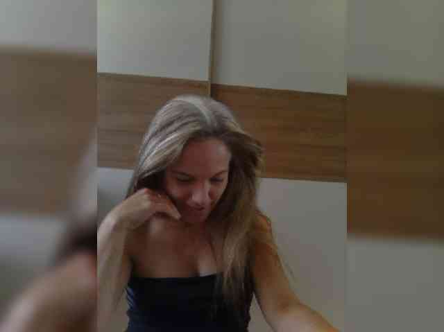 Dark-Angel-22 webcam