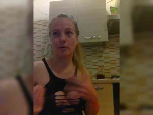 Dark-Angel-22 webcam