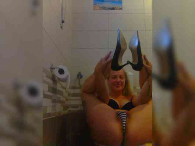Dark-Angel-22 webcam