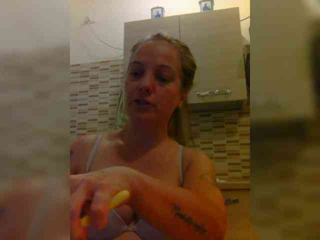 Dark-Angel-22 webcam