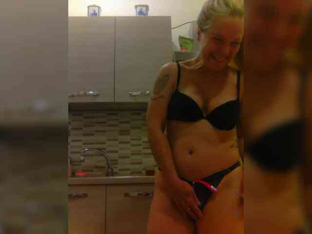 Dark-Angel-22 webcam
