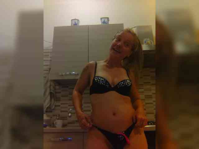 Dark-Angel-22 webcam