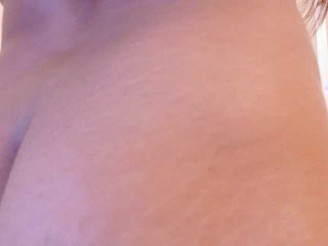 zoe-roux21 live cam on BongaCams
