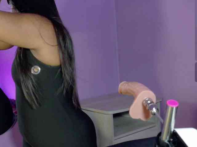 zoe-roux21 webcam