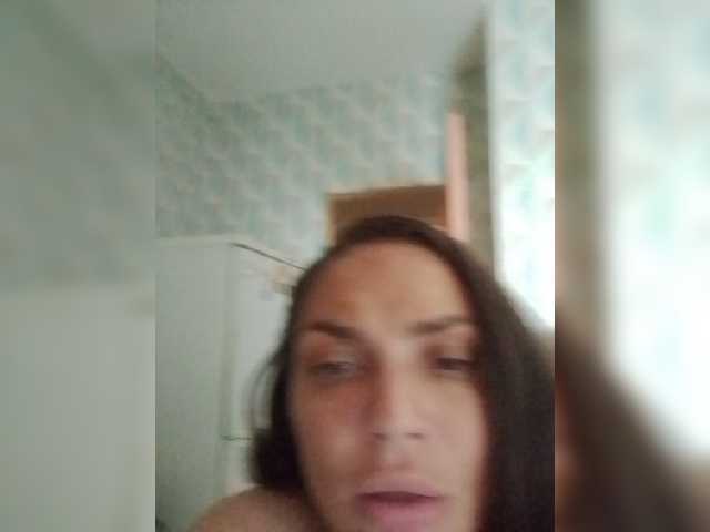 alisa-top cam belle