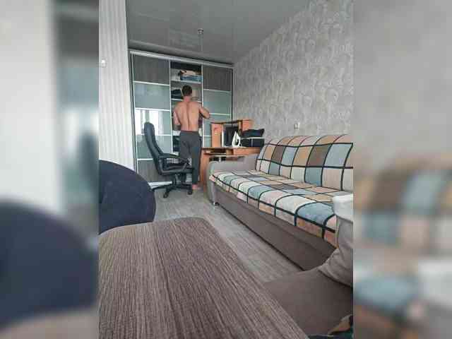 Fredo07's cam show statistics and live stream