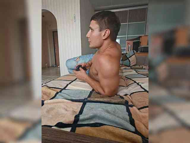 Fredo07 Live Webcam on BongaCams