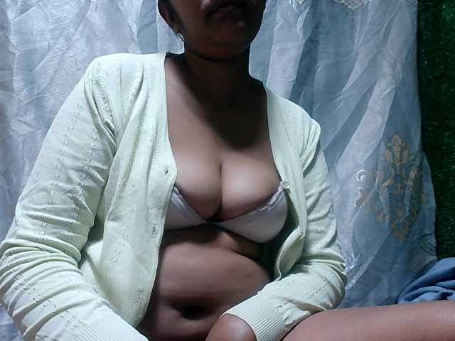 Lutricia live cam on BongaCams