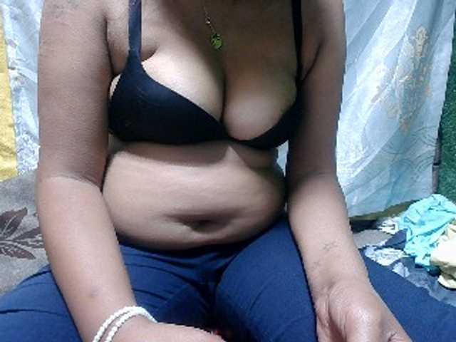 Lutricia live cam on BongaCams