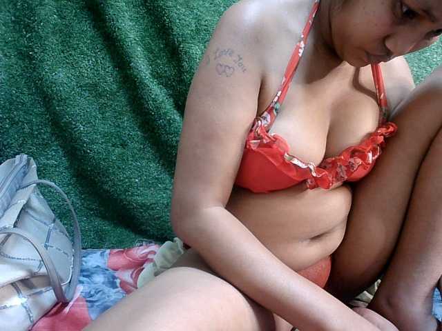 Lutricia live cam on BongaCams