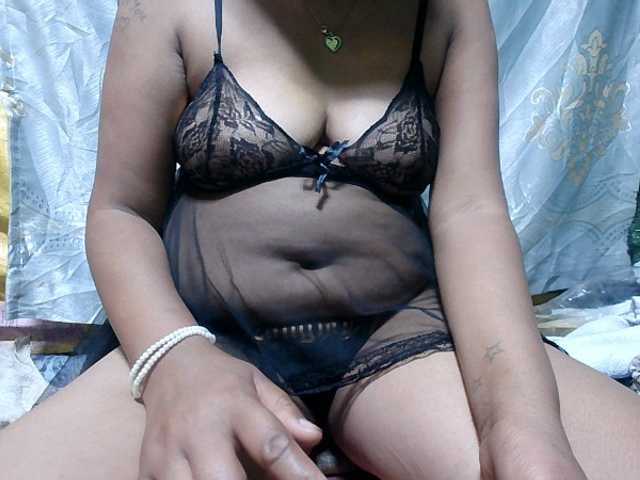 Lutricia live cam on BongaCams