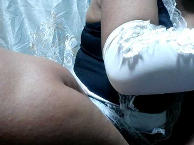 Lutricia live webcam show