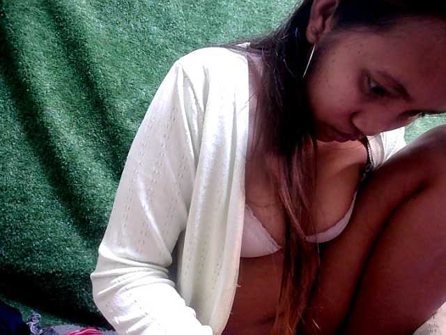 Lutricia live cam on BongaCams