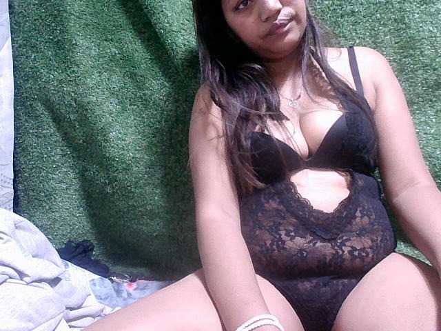 Lutricia live cam on BongaCams