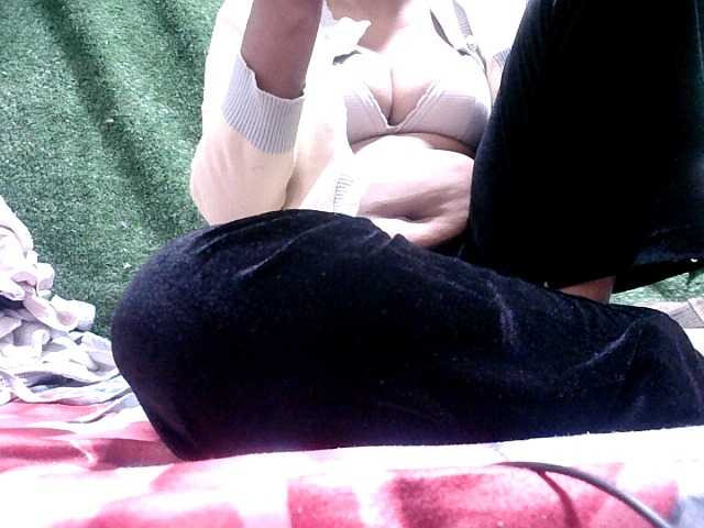 Lutricia live cam on BongaCams