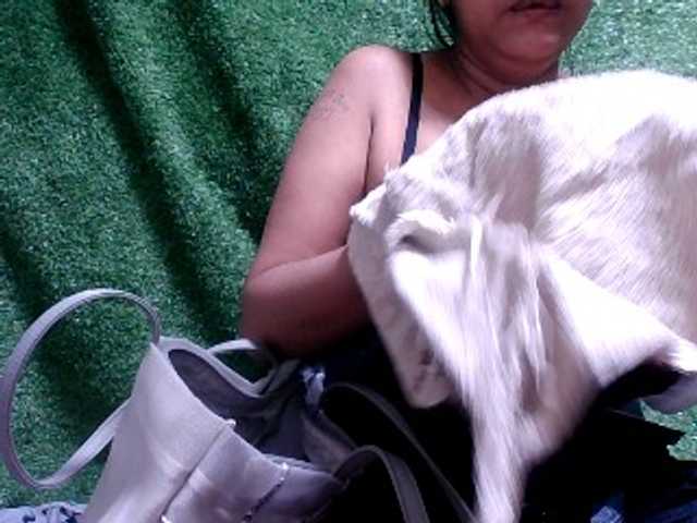 Lutricia live cam on BongaCams