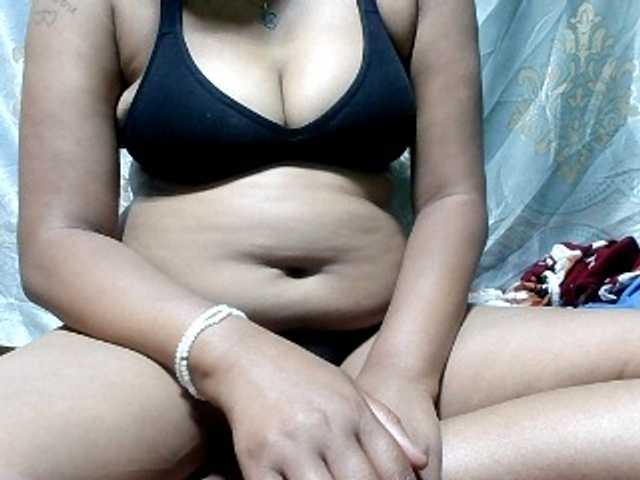 Lutricia live cam on BongaCams