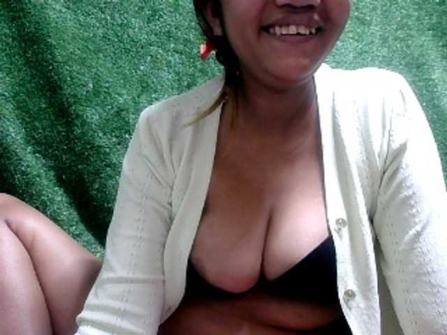 Lutricia live cam on BongaCams