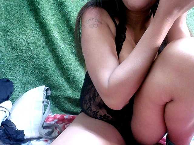 Lutricia live cam on BongaCams