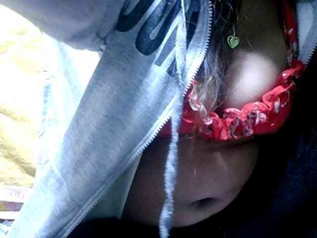 Lutricia Live Webcam on BongaCams