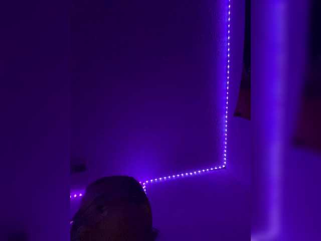 BigSexy21's BongaCams show and profile