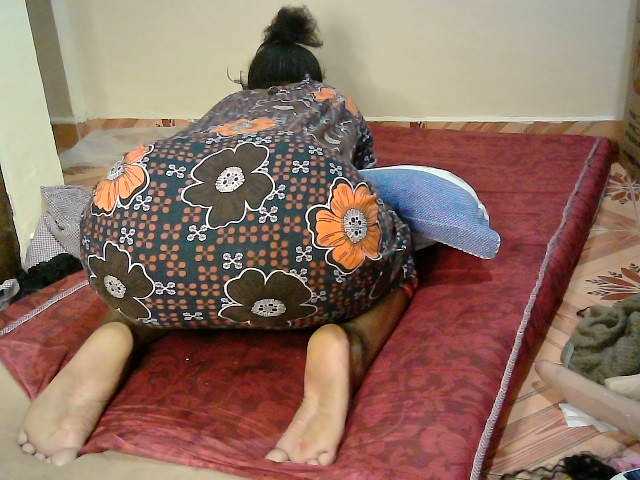 LOVELY-JAZMINE's BongaCams show and profile